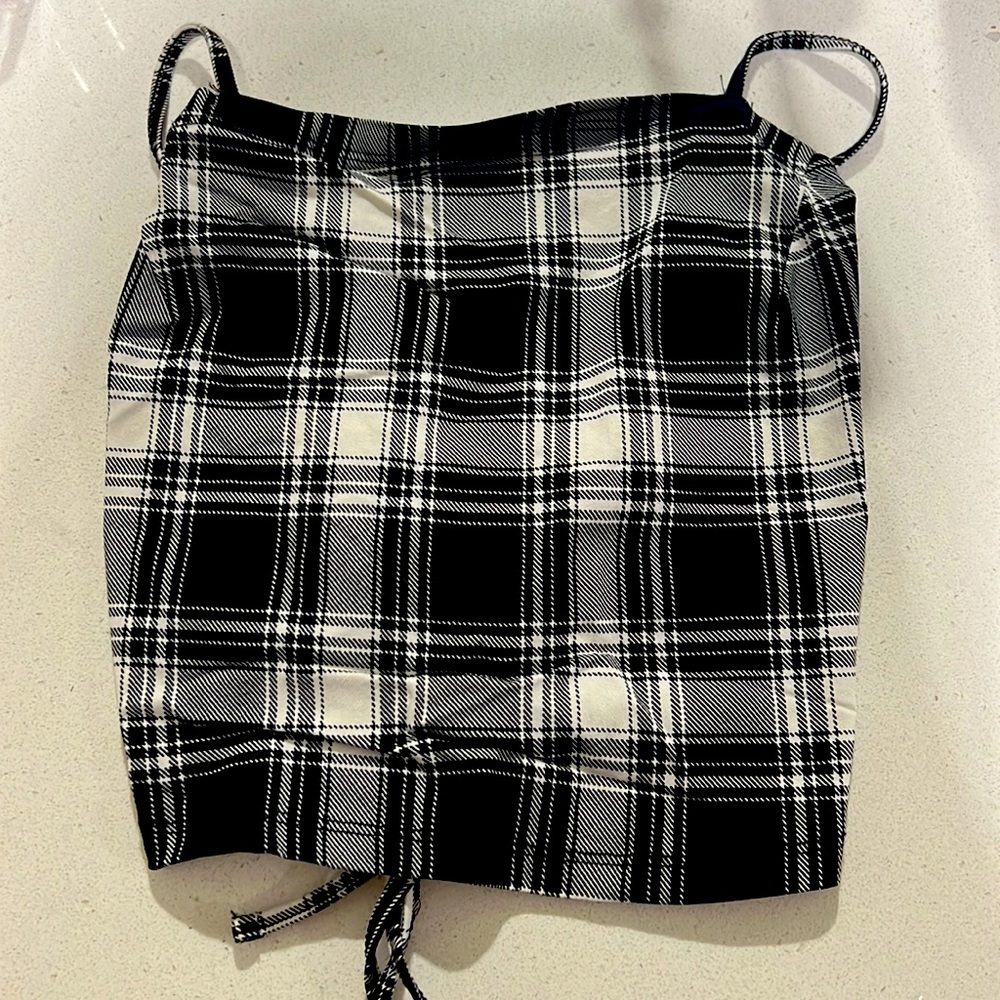 black and white plaid design crop top